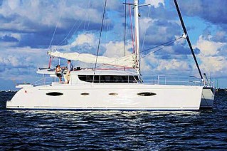 Salina 48 - At Anchor
